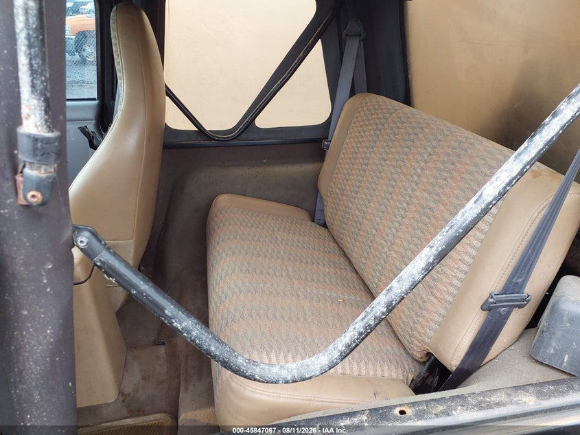 2000 JEEP WRANGLER auction photo 8