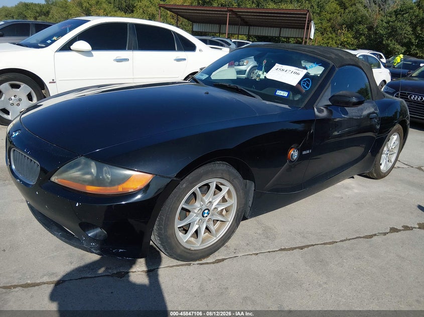 2004 BMW Z4, Обычный износ, IAAI, VIN 4USBT33514LS52475 — фото 2