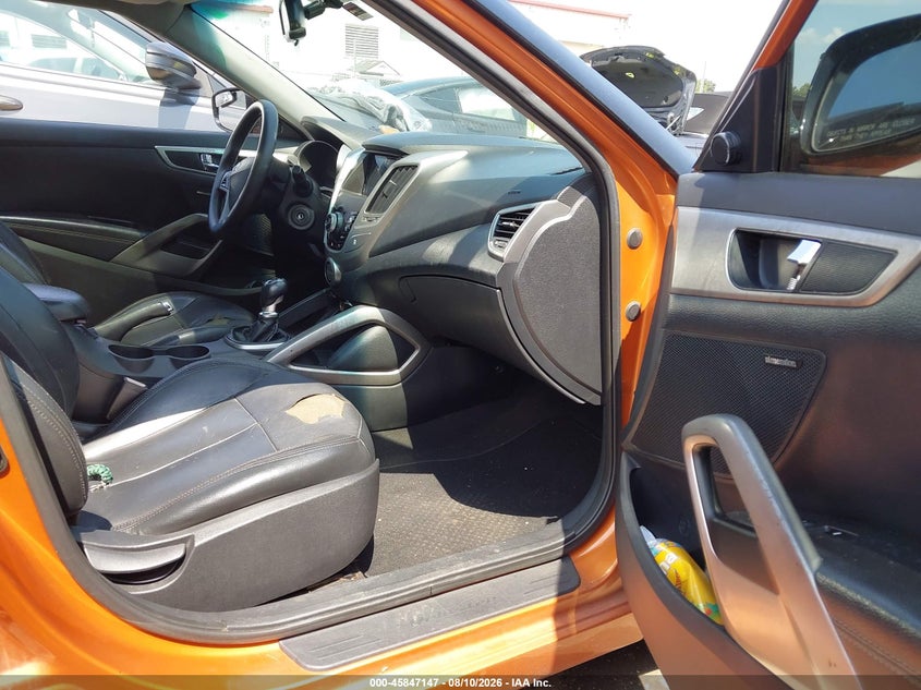 HYUNDAI VELOSTER 2013 VIN KMHTC6AD2DU093252