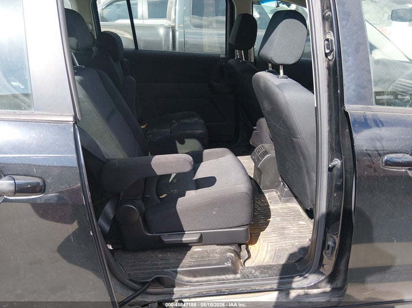 2010 MAZDA MAZDA5 auction photo 8