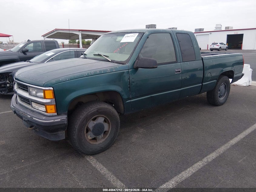 1997 CHEVROLET K1500 auction photo 2