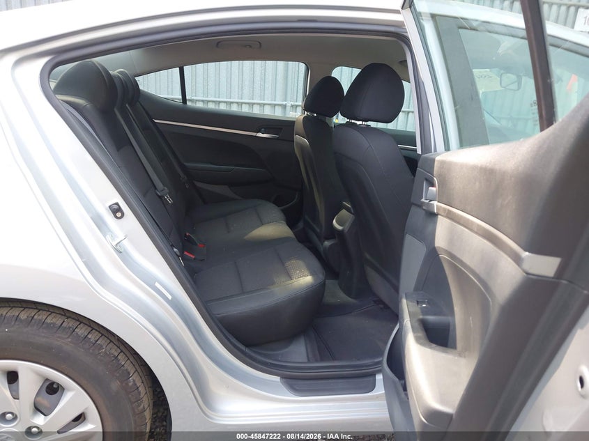 2020 HYUNDAI ELANTRA auction photo 8