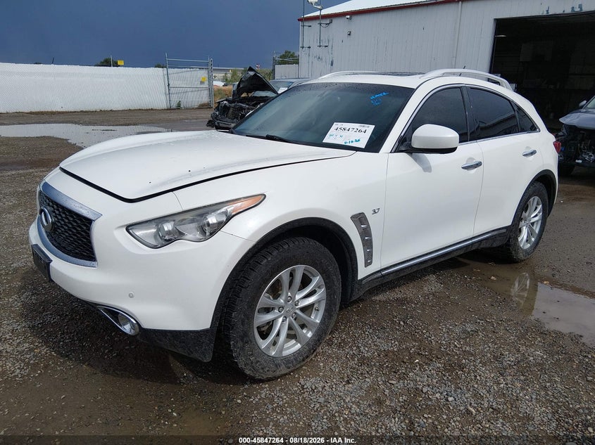 2017 INFINITI QX70 auction photo 2