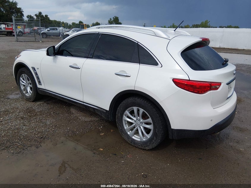 2017 INFINITI QX70 auction photo 3