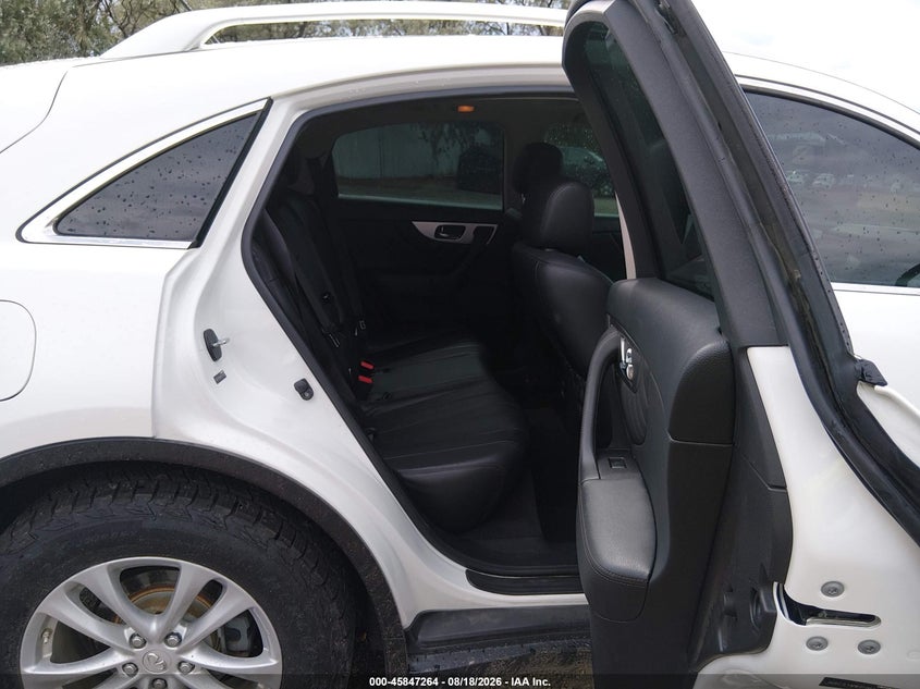 2017 INFINITI QX70 auction photo 8