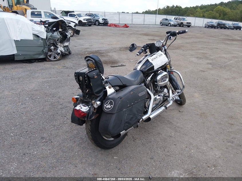 HARLEY-DAVIDSON XL1200 2009