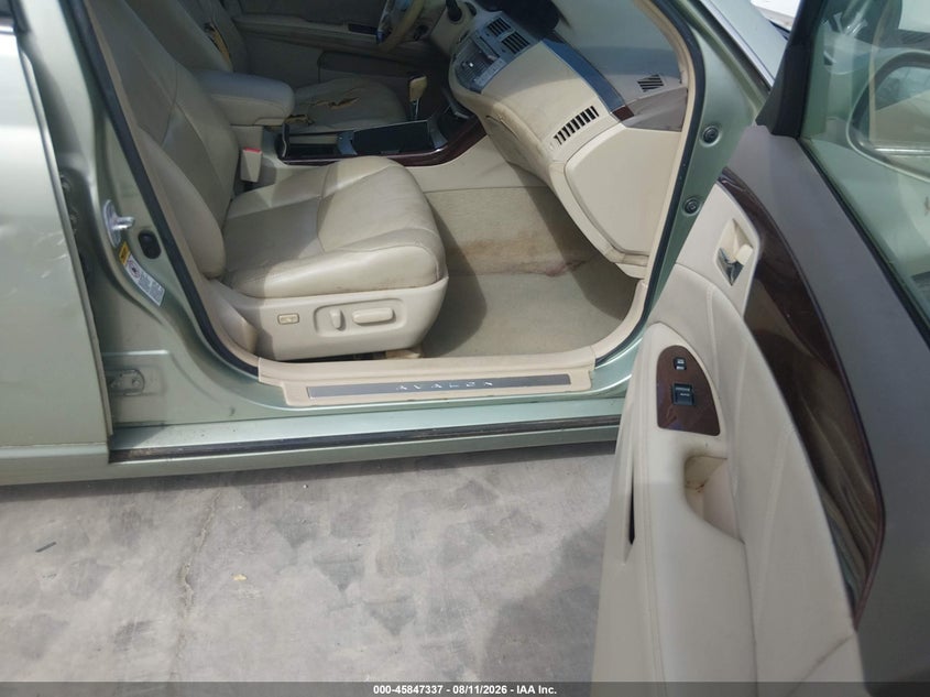 2009 TOYOTA AVALON auction photo 5