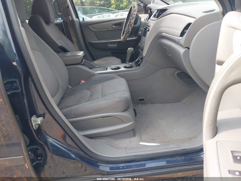 2017 CHEVROLET TRAVERSE auction photo 5