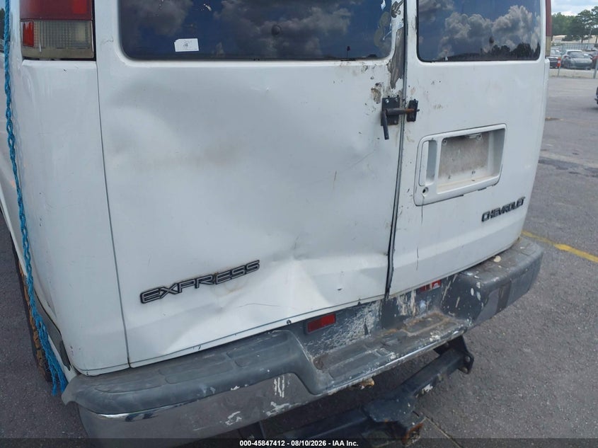 2001 CHEVROLET EXPRESS auction photo 6