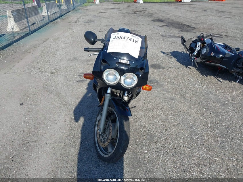 1998 YAMAHA FZR600 auction photo 5
