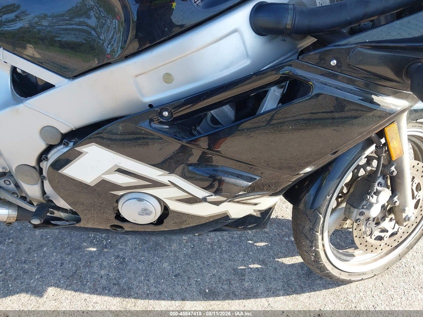 1998 YAMAHA FZR600 auction photo 8