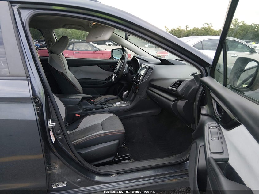 2018 SUBARU CROSSTREK auction photo 5