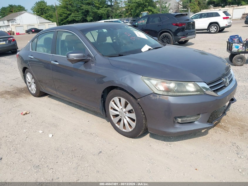 2013 HONDA ACCORD auction photo 1