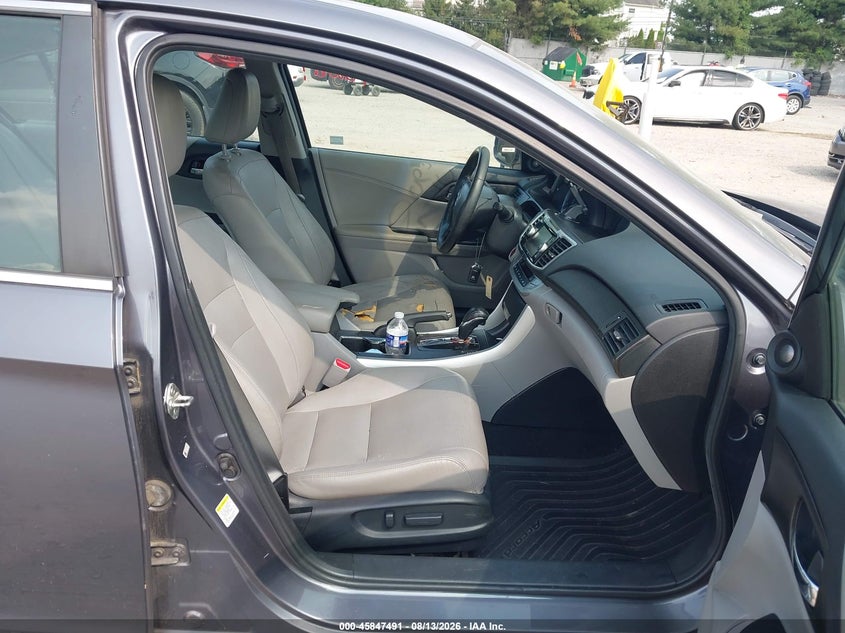 2013 HONDA ACCORD auction photo 5