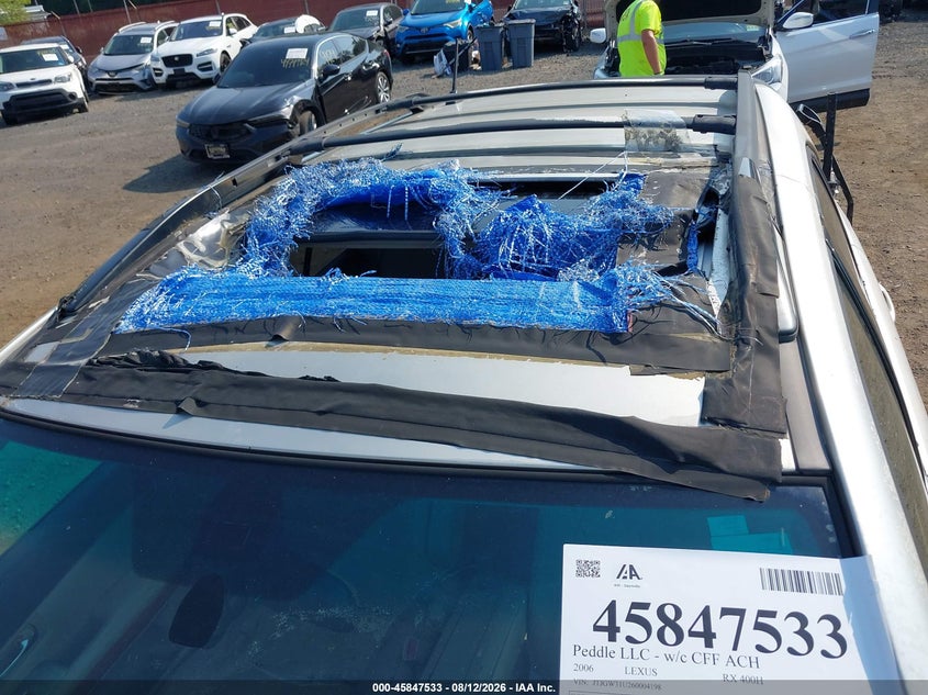 2006 LEXUS RX 400H auction photo 6
