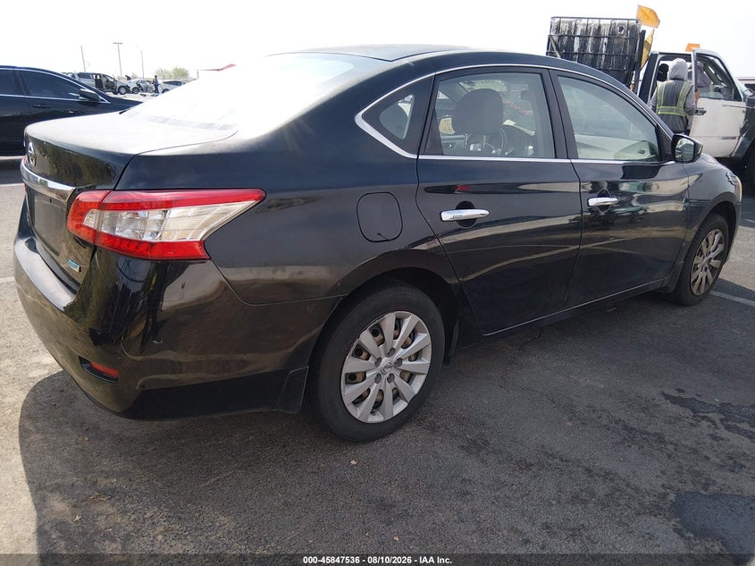2014 NISSAN SENTRA auction photo 4