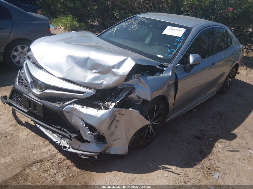 2023 TOYOTA CAMRY auction photo 2