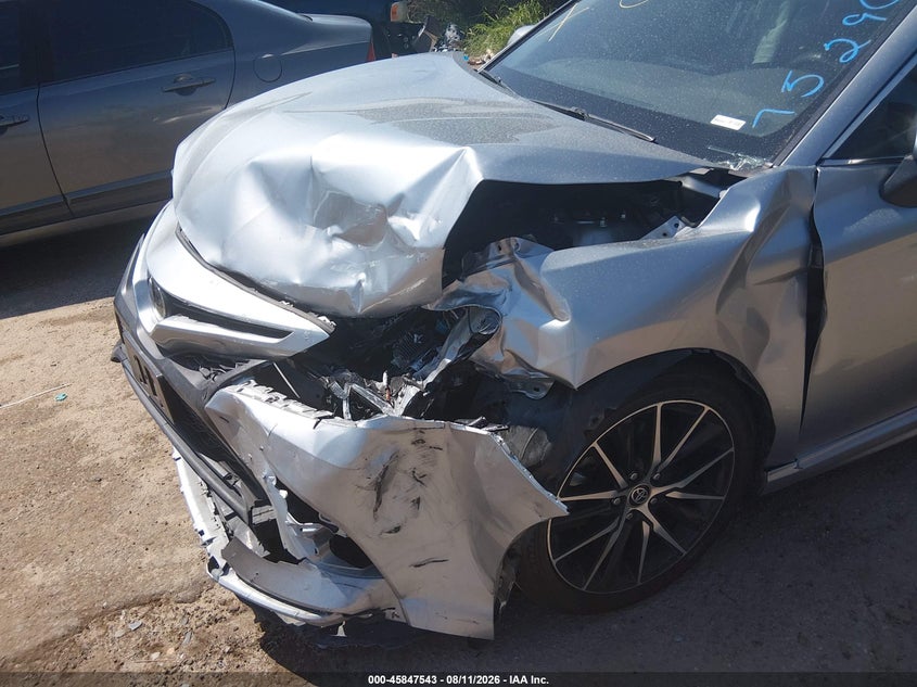 2023 TOYOTA CAMRY auction photo 6