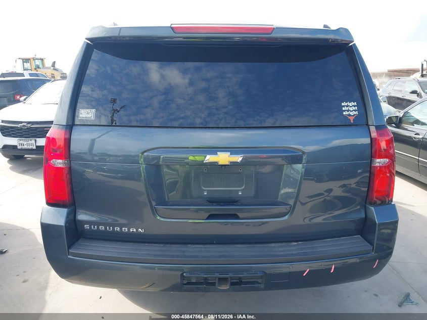 CHEVROLET SUBURBAN - zdjęcie 17