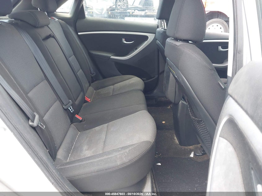 2014 HYUNDAI ELANTRA GT auction photo 8