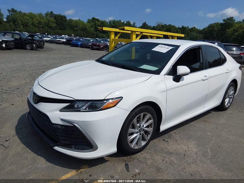 TOYOTA CAMRY - zdjęcie 2