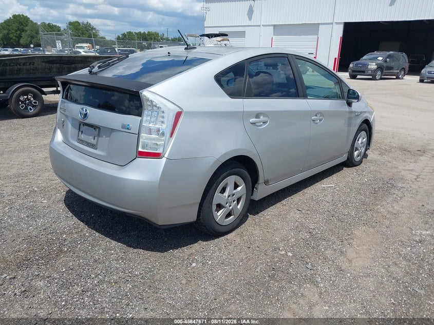 2010 TOYOTA PRIUS auction photo 4