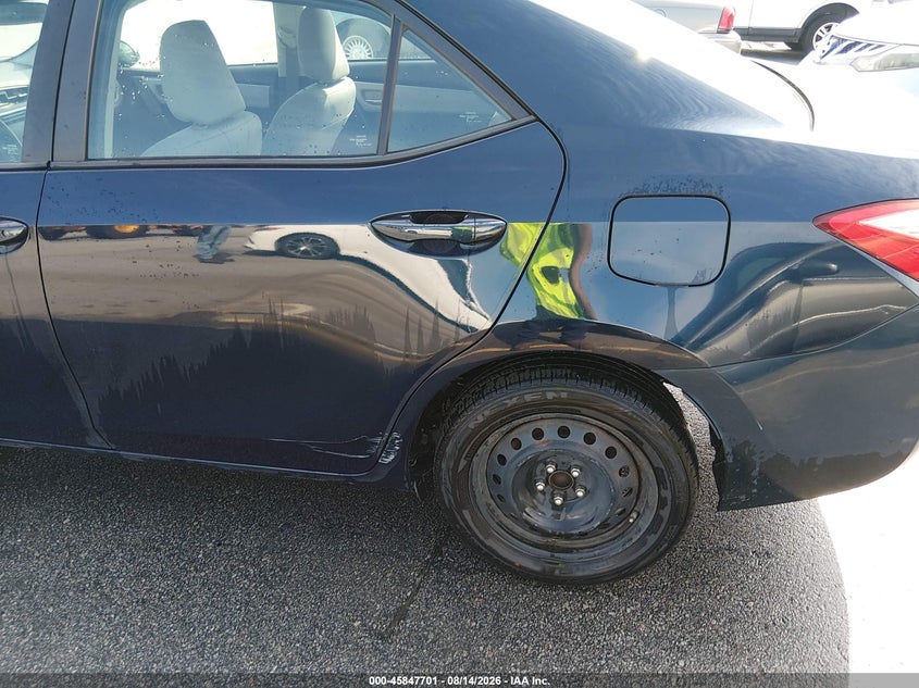 2017 TOYOTA COROLLA auction photo 6