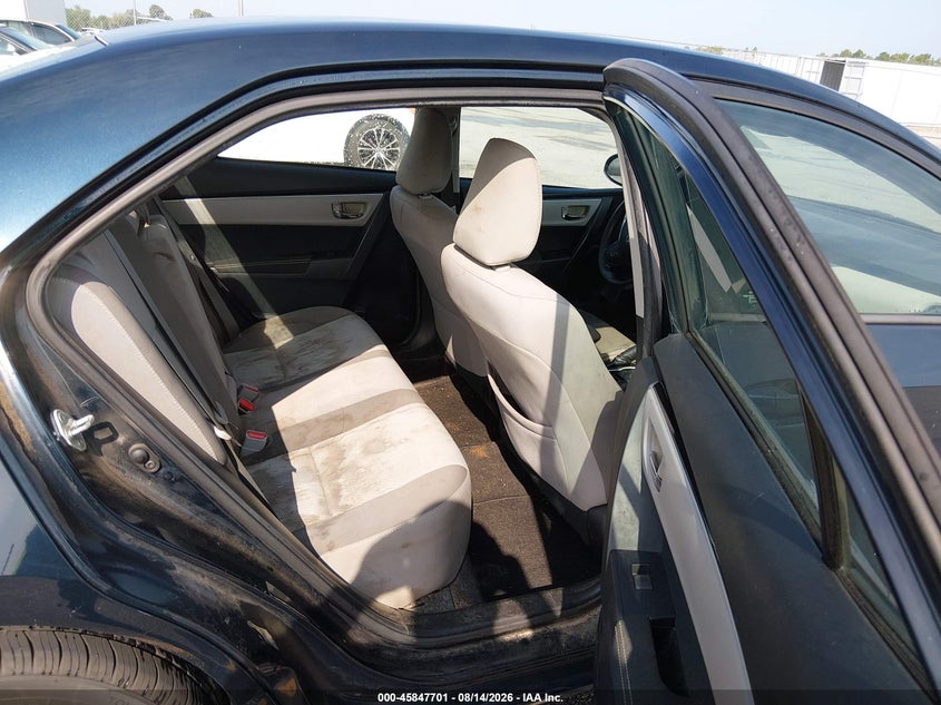 2017 TOYOTA COROLLA auction photo 8