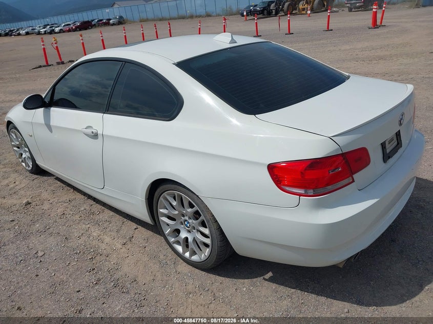 2009 BMW 328I auction photo 3