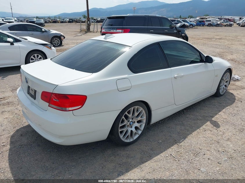 2009 BMW 328I auction photo 4