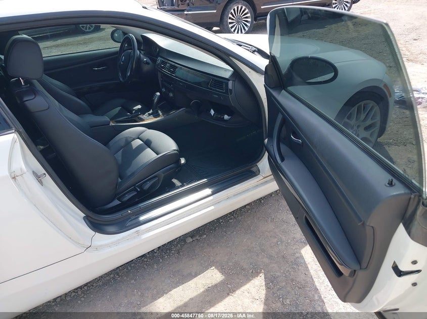 2009 BMW 328I auction photo 5