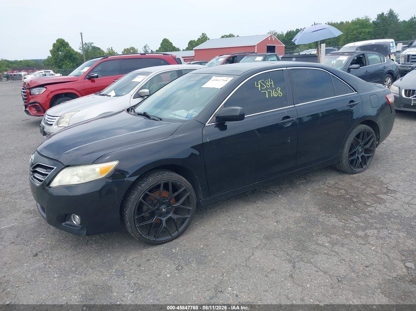 2010 TOYOTA CAMRY auction photo 2
