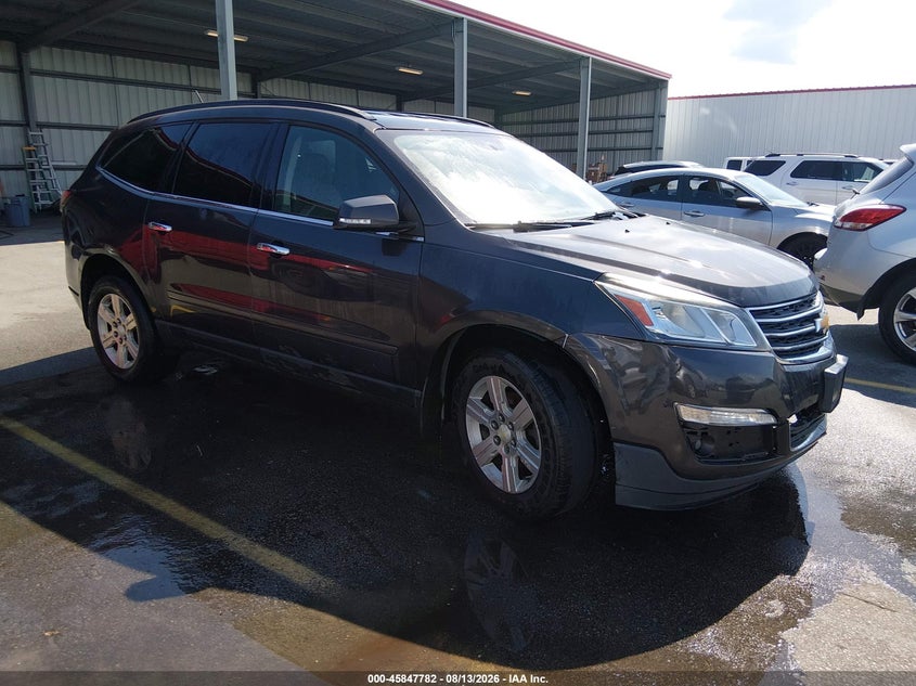 2013 CHEVROLET TRAVERSE auction photo 1
