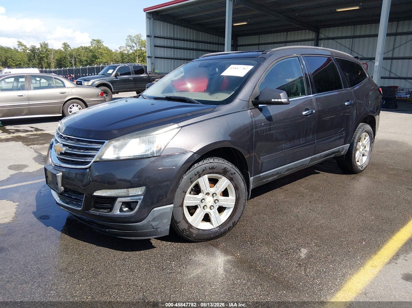 2013 CHEVROLET TRAVERSE auction photo 2