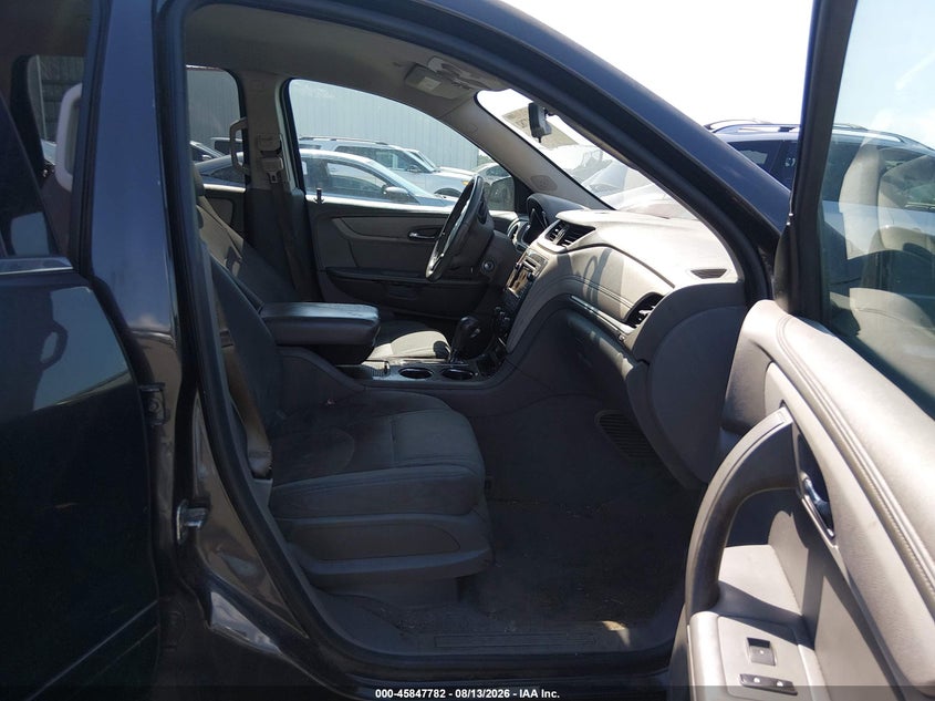 2013 CHEVROLET TRAVERSE auction photo 5