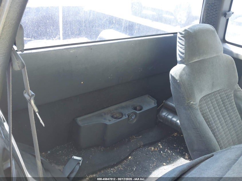CHEVROLET S-10 1998 VIN 1GCCS1943WK237730