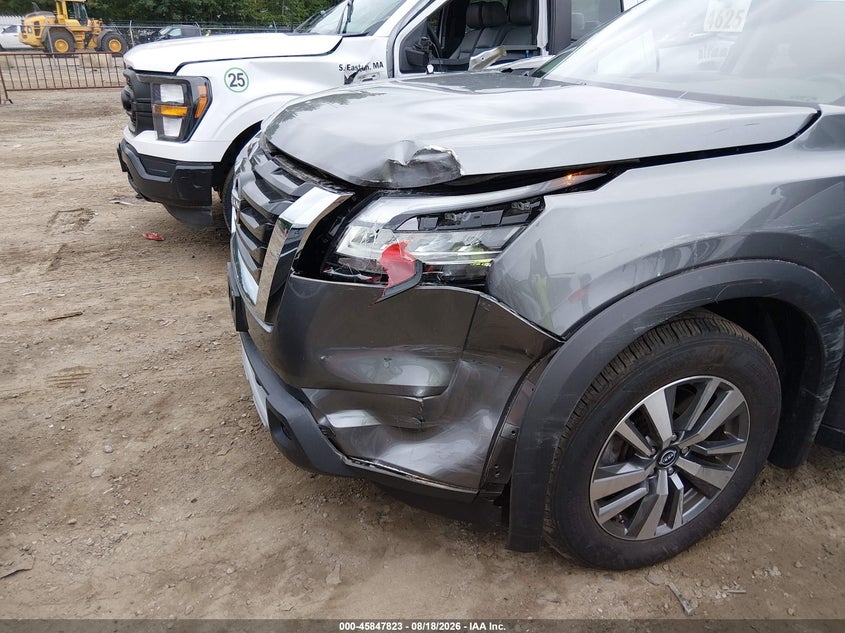 2024 NISSAN PATHFINDER auction photo 6