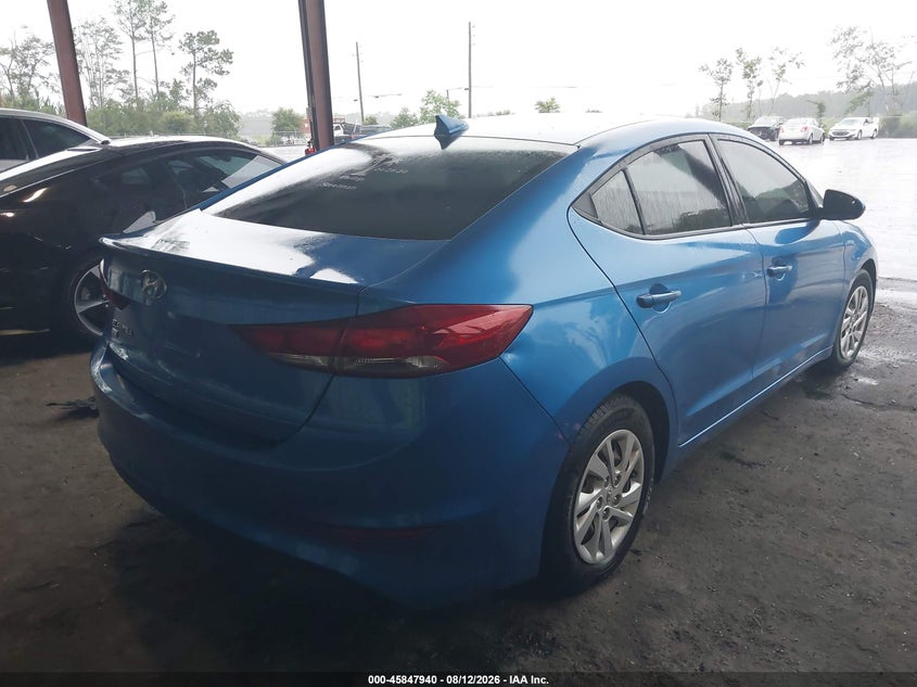 2017 HYUNDAI ELANTRA auction photo 4