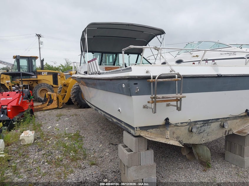 1988 SPORTCRAFT 27' auction photo 3