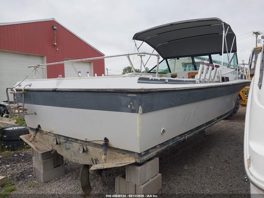 1988 SPORTCRAFT 27' auction photo 4