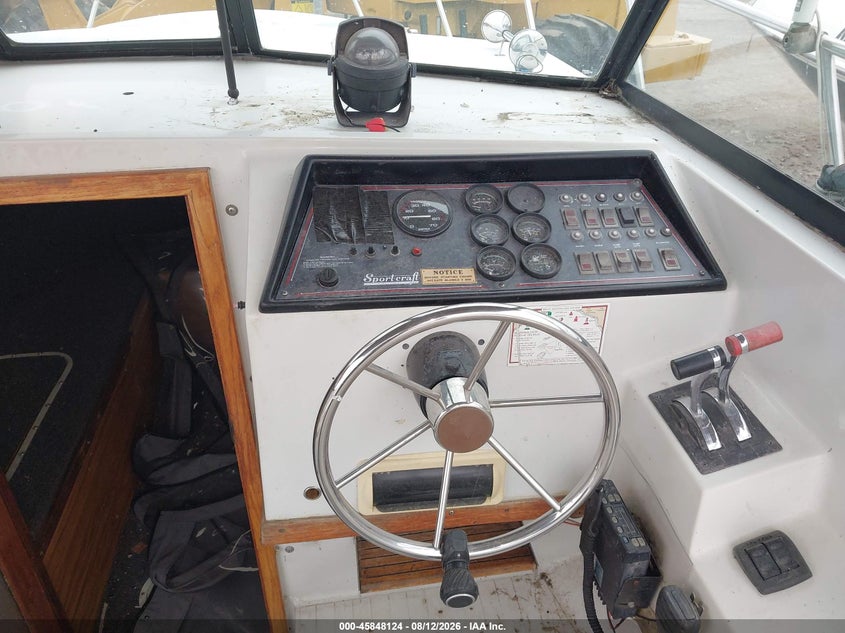 1988 SPORTCRAFT 27' auction photo 7