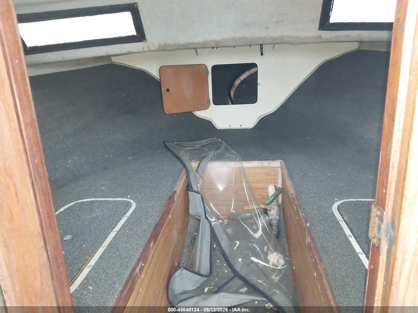 1988 SPORTCRAFT 27' auction photo 8