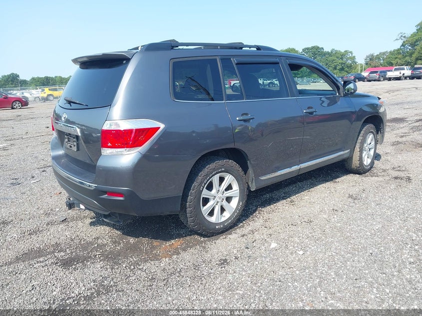 2012 TOYOTA HIGHLANDER auction photo 4
