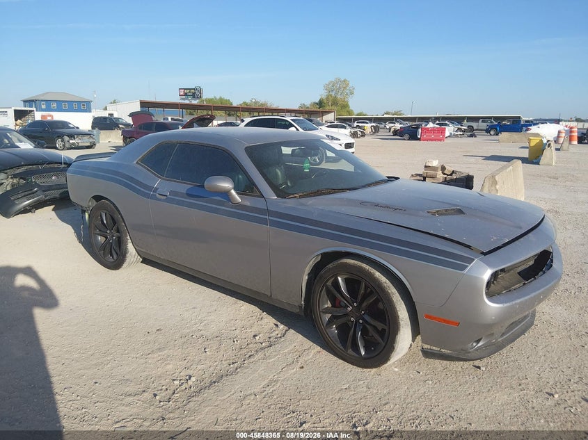 DODGE CHALLENGER - zdjęcie 1