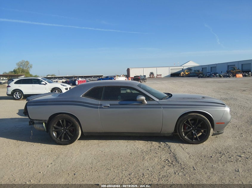 DODGE CHALLENGER - zdjęcie 14