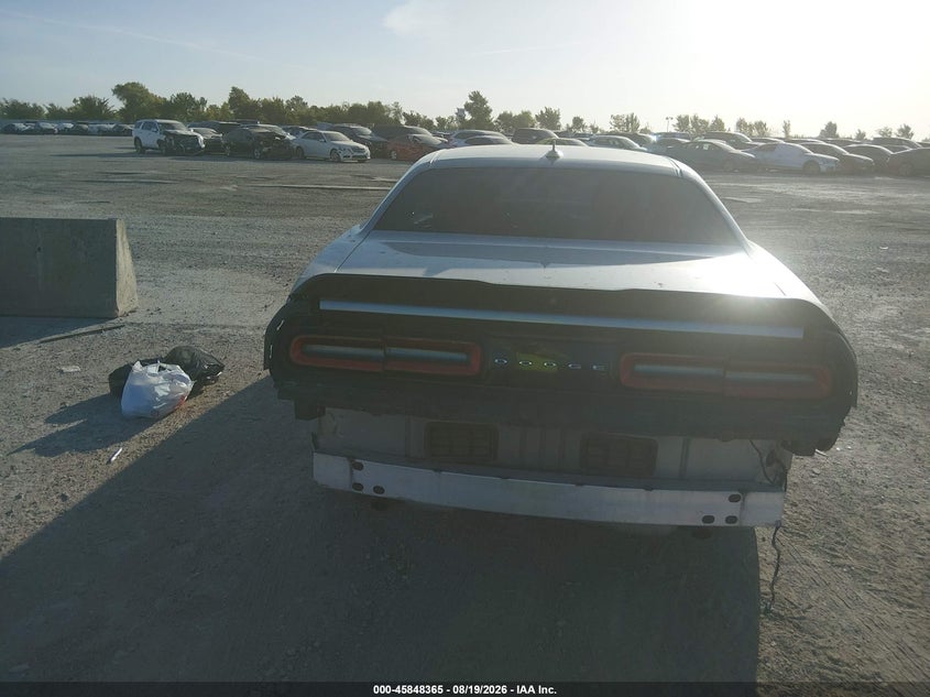 DODGE CHALLENGER - zdjęcie 17
