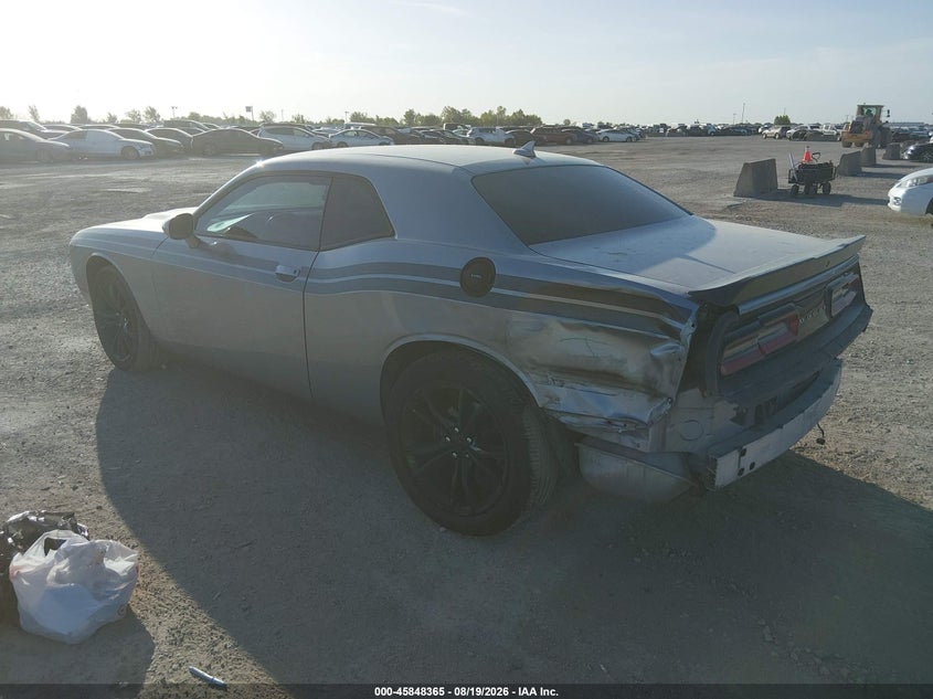 DODGE CHALLENGER - zdjęcie 6