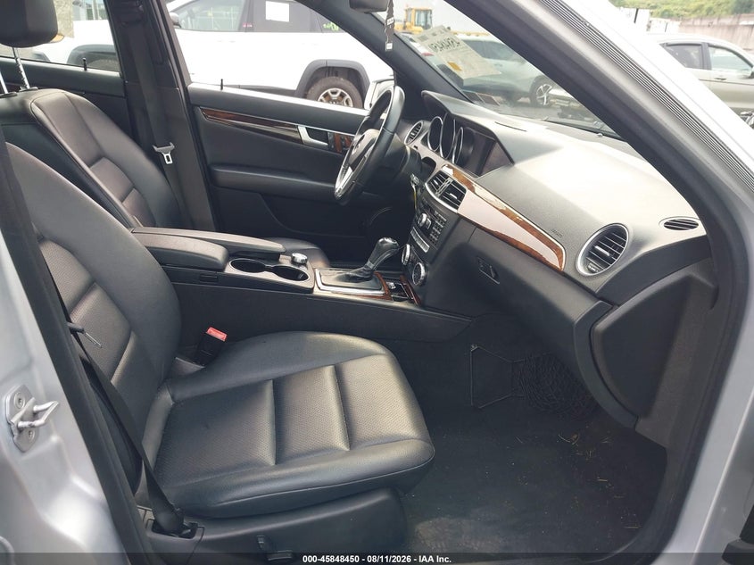 2012 MERCEDES-BENZ C 300 auction photo 5