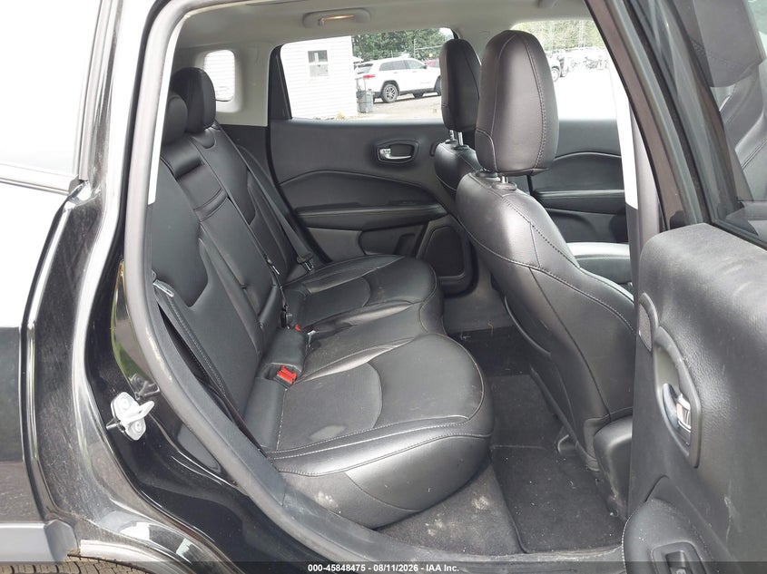 JEEP COMPASS 2019 VIN 3C4NJDCB8KT690769