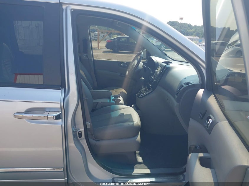 2012 KIA SEDONA VAN 3.5L V-6 DOHC, VVT, 271HP